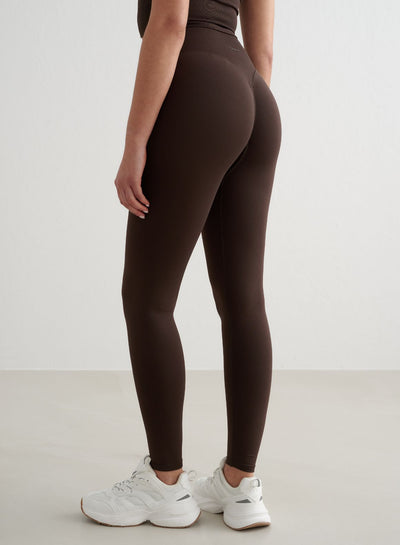 [S - 5'8"]